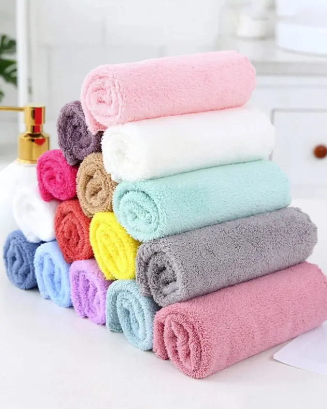 Color variant premium cotton bath towel